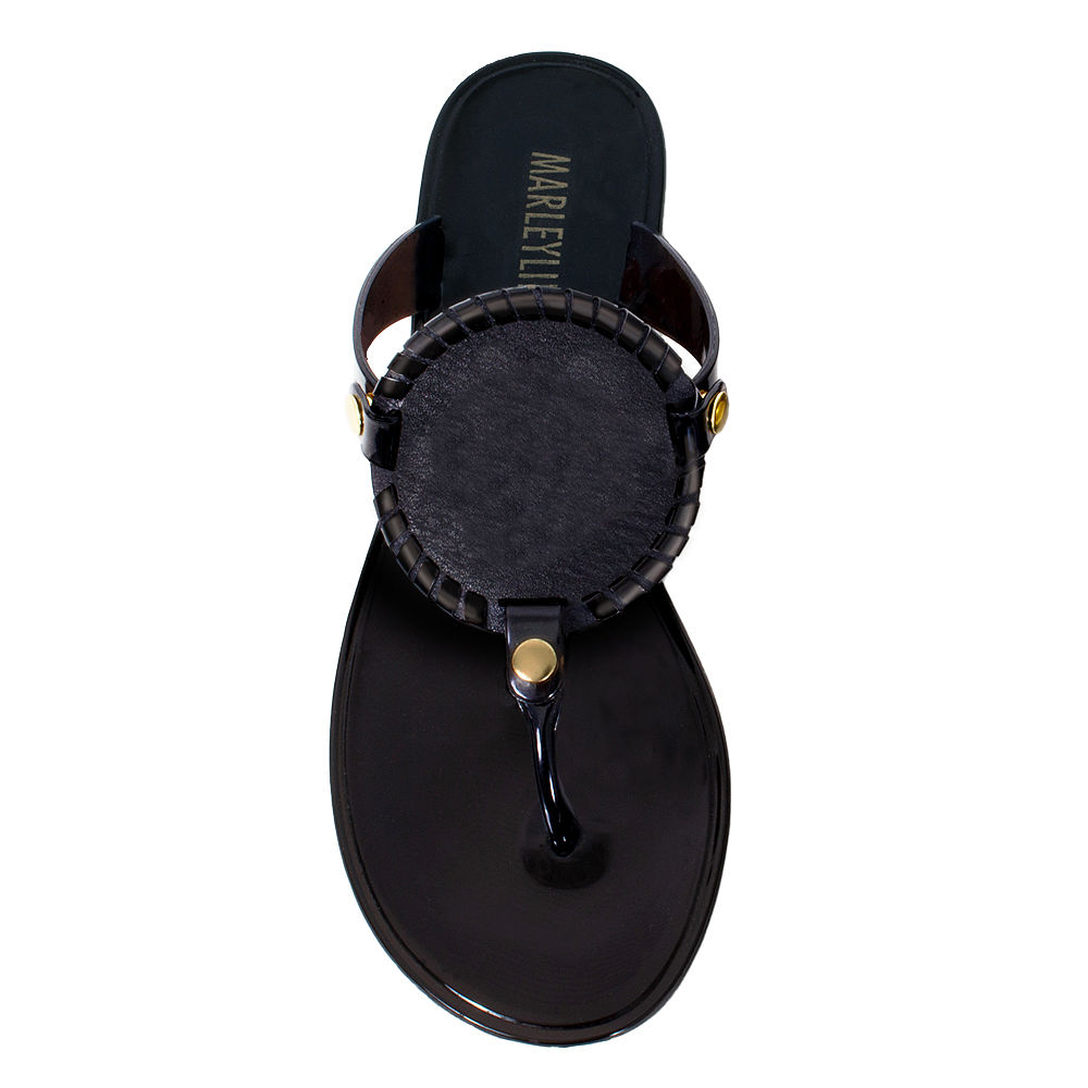 monogrammed hot pink flip flops ootd