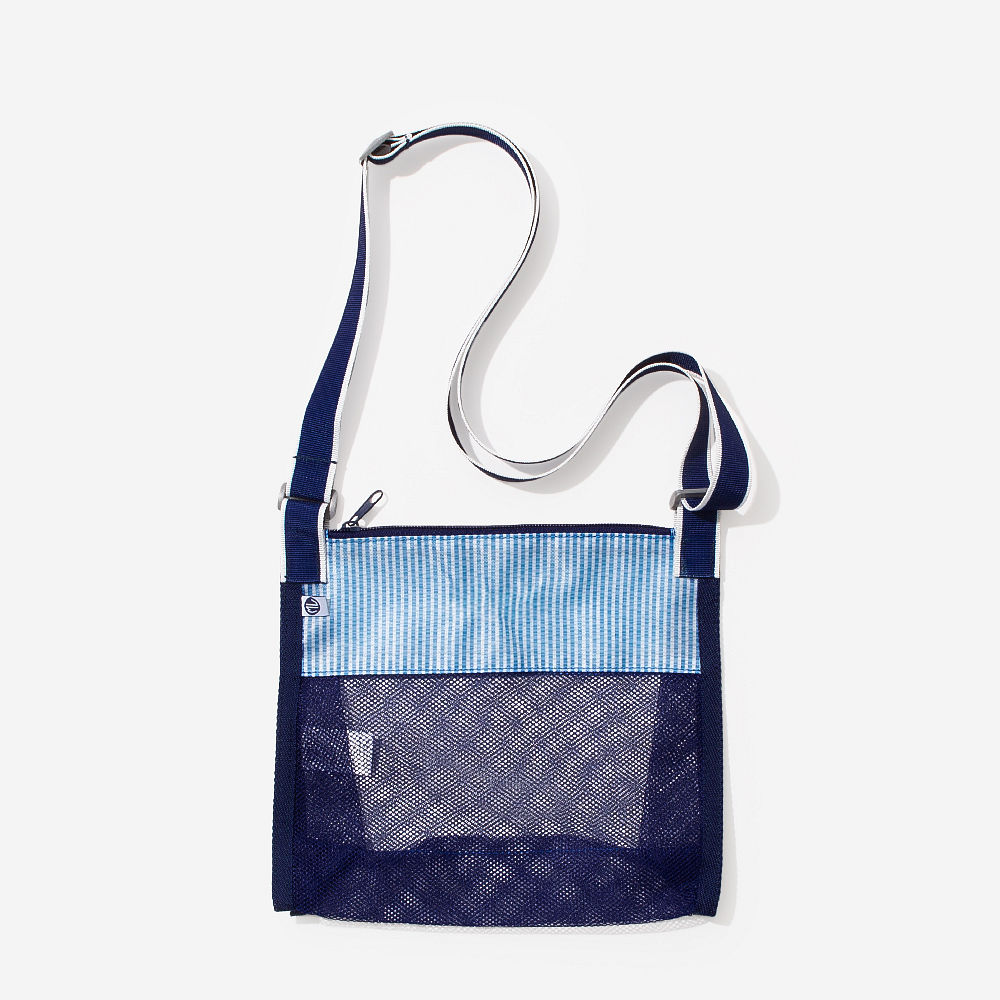 watercolor cheetah seashell bag in sand