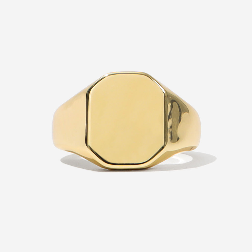 monogrammed signet ring in gold