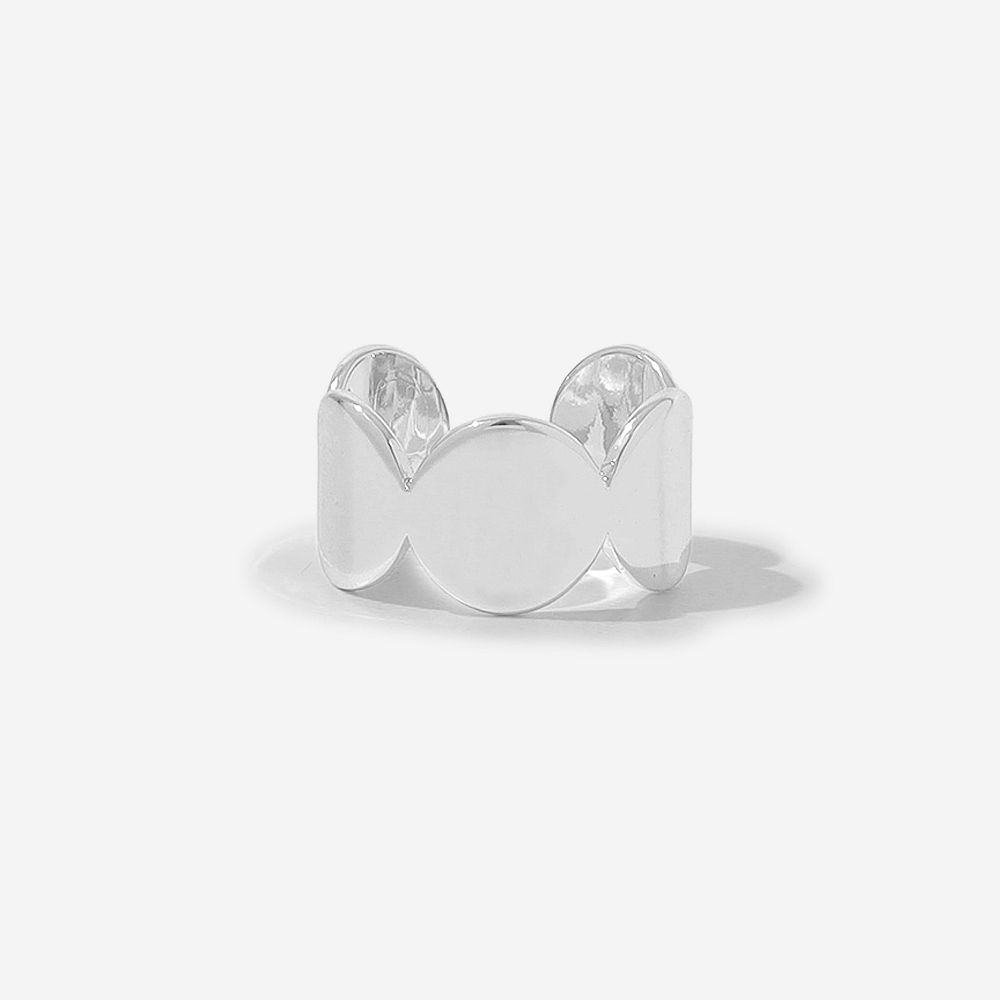 girl wearing gold cuff ring