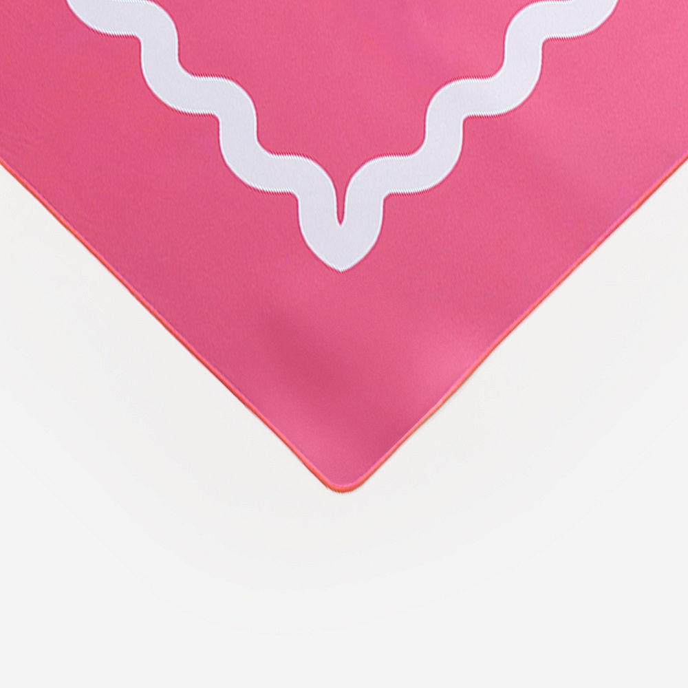 girl playing mahjong on mahjong mat