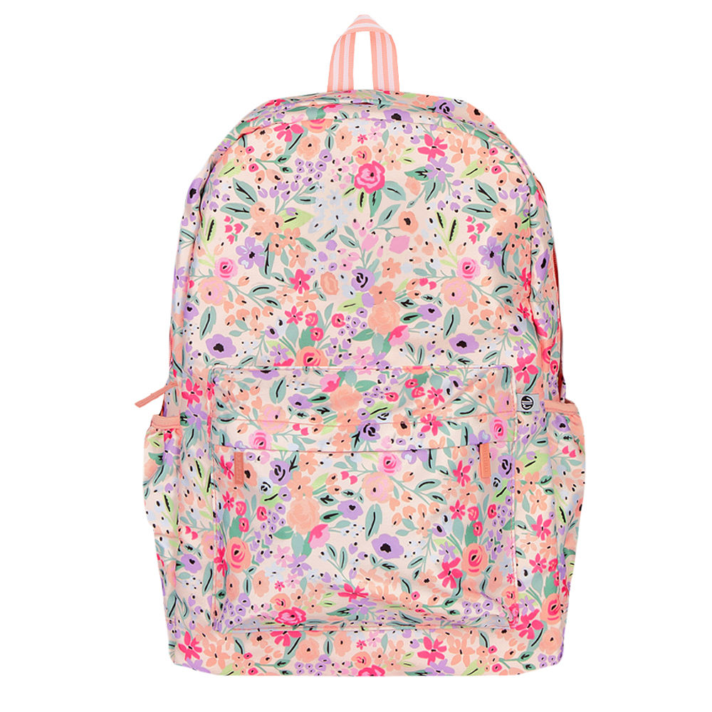 camo kids basic backpack and lunchbox outside