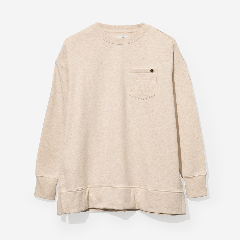 Julia in Rosewood Vally Crewneck