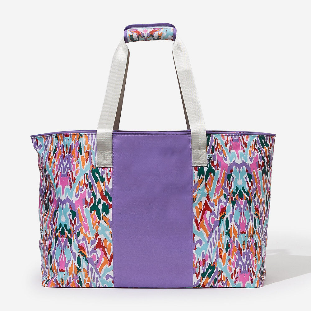 black spottie extra large tote bag in hand