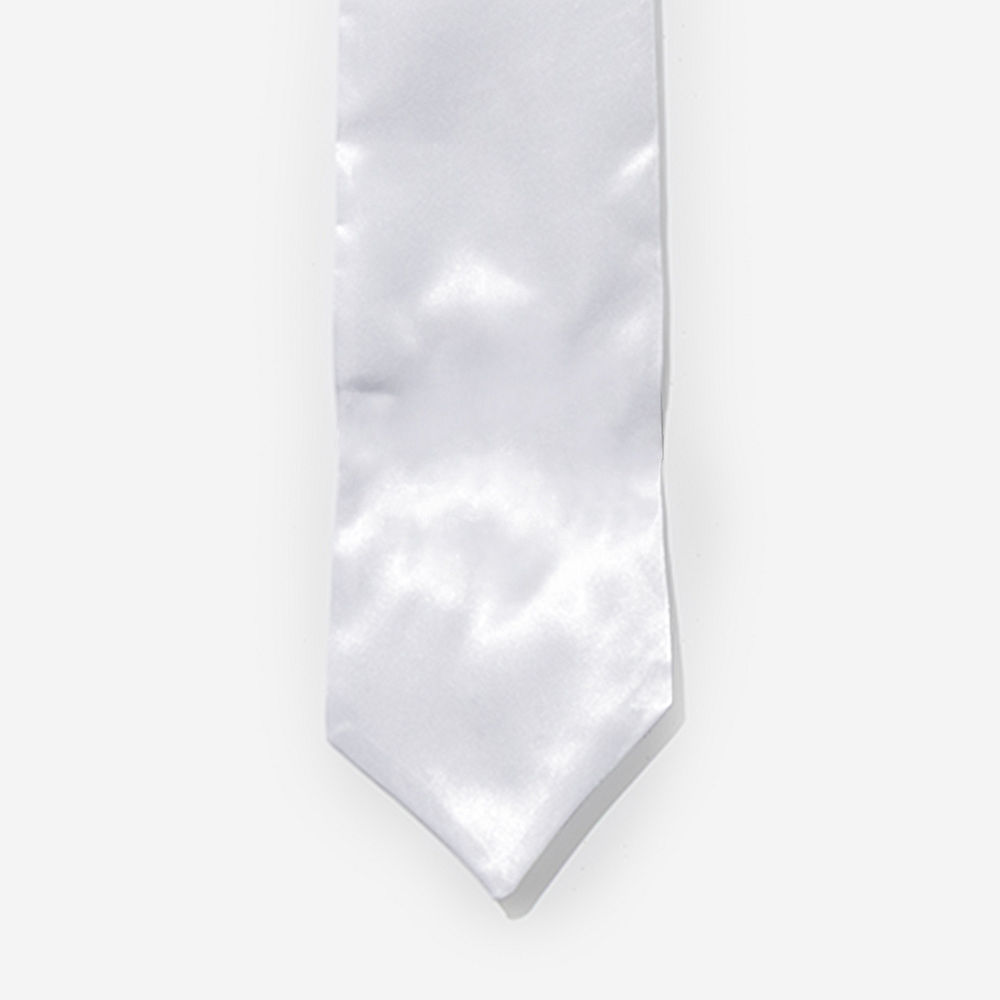 white graduation stole up close