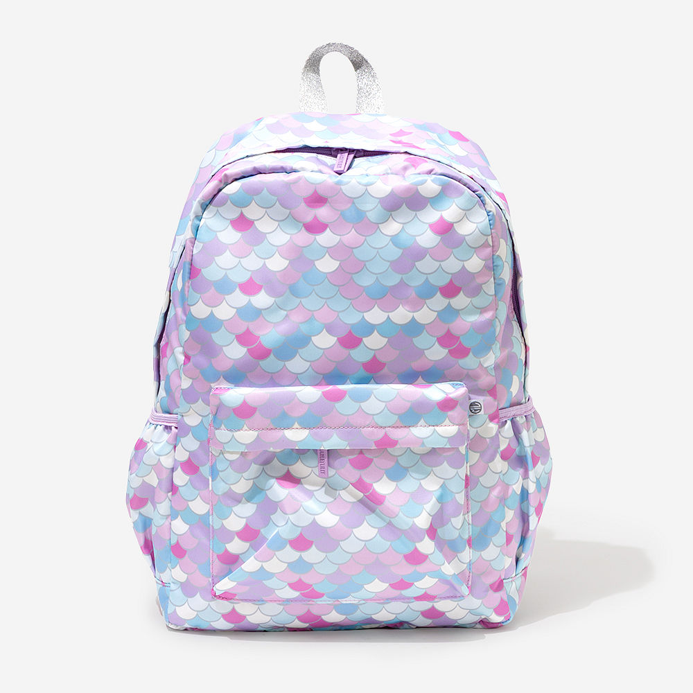 camo kids basic backpack and lunchbox outside