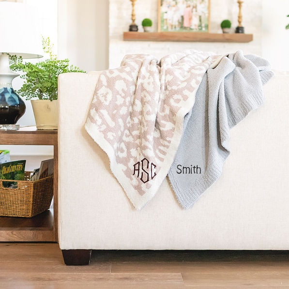 Monogrammed Cozy Throw From Marleylilly