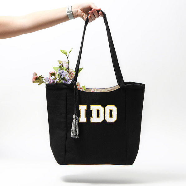 I DO letters on carry all tote