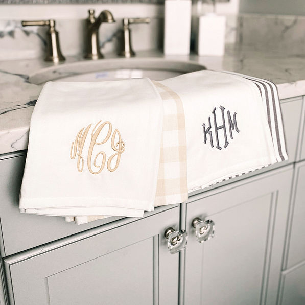 Monogrammed Luxury Bathroom Hand Towels – A Gift Personalized