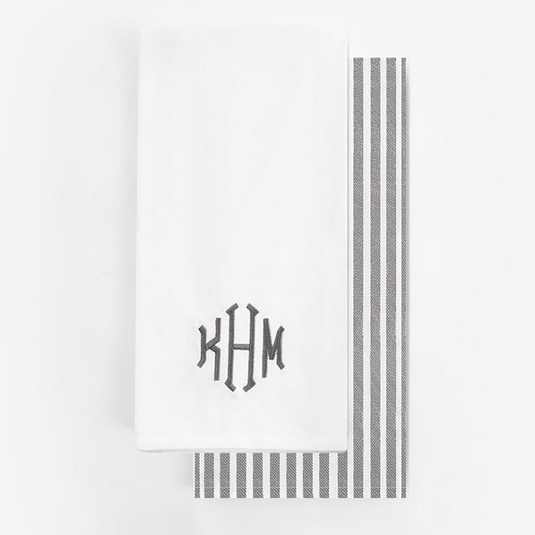 Monogram towel set