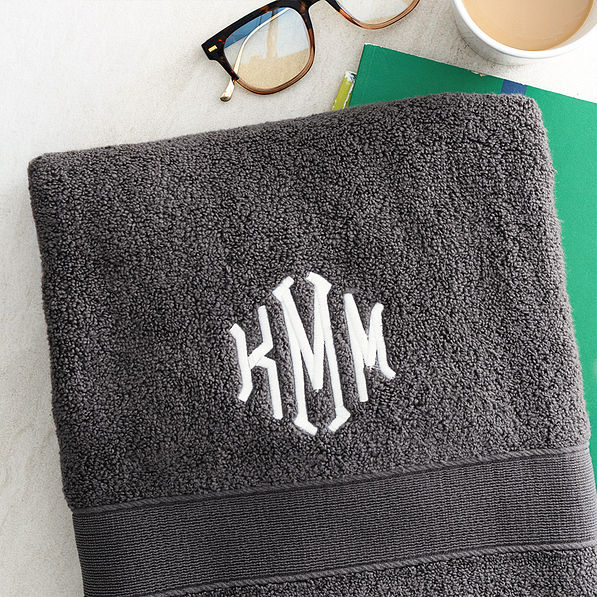 charcoal bath towel up close