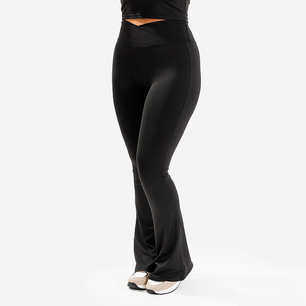Crossover Flare Leggings - Black – Ivy and Linen Boutique