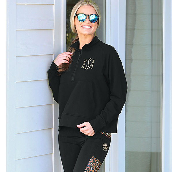 model wearing cheetah leggings