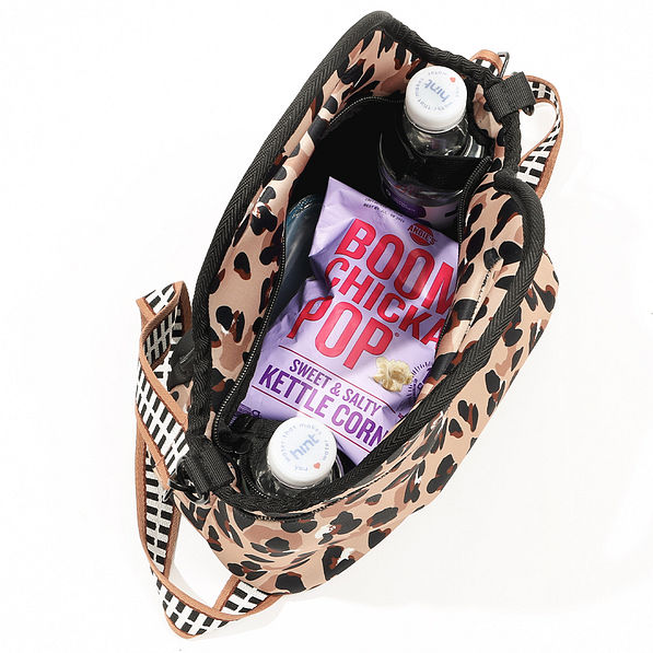 classic cheetah lunch bag inside shot