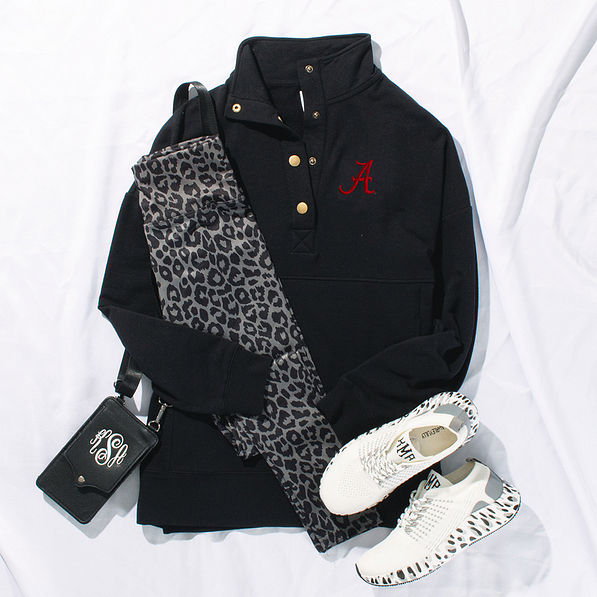 alabama black sweatshirt tunic with onyx leopard leggings ootd
