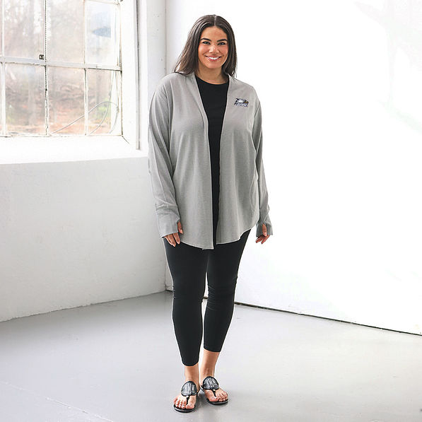 georgia southern eagles plus model wearing heathered gray cardigan