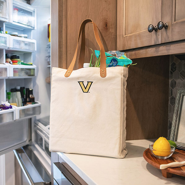 vanderbilt canvas bag in kitchen