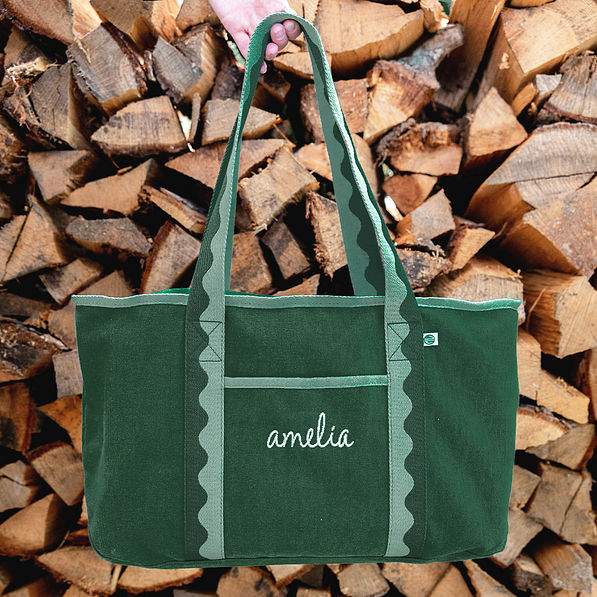 pine anywhere tote bag in hand