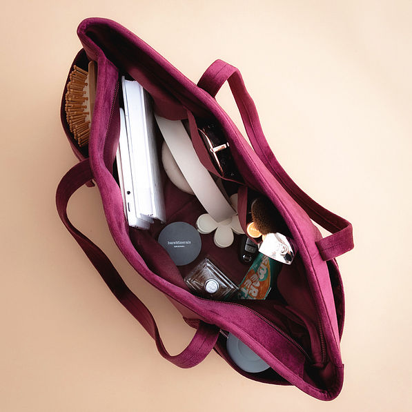 burgundy pocket tote bag inside shot