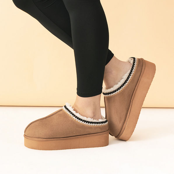 girl wearing platform moccasins