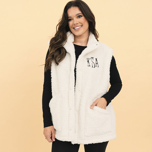 oatmeal oversized sherpa vest on peyton