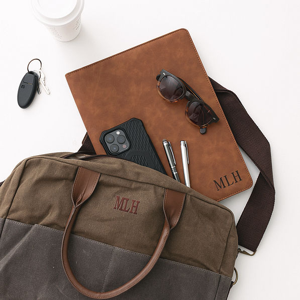 personalized portfolio and mens messenger bag