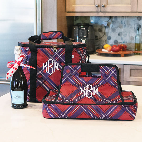 Monogrammed Casserole Carrier Marleylilly