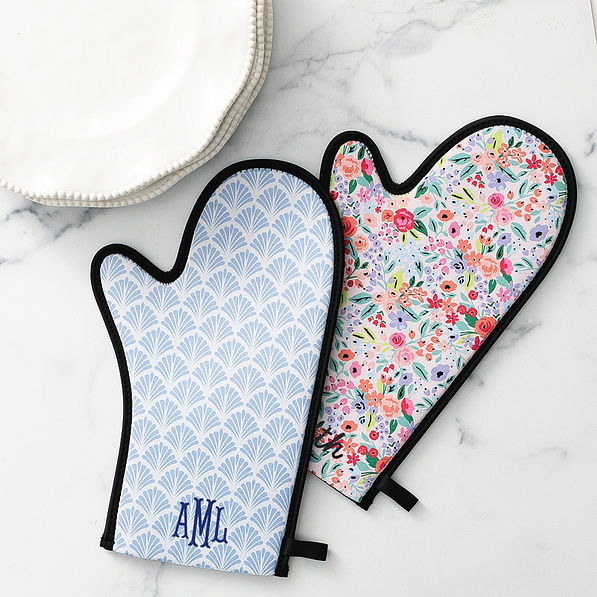 blue shell and coral floral neoprene oven mitts