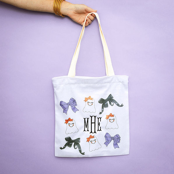 ghost halloween bag in hand