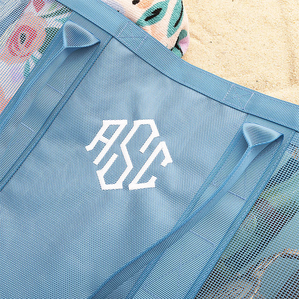 Structured Mesh Tote Detail Shot