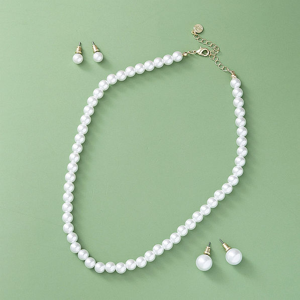 pearl necklace 8mm 12mm earrings nm on green