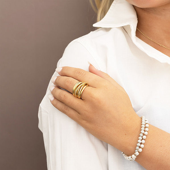 Girl wearing chunky layered ring