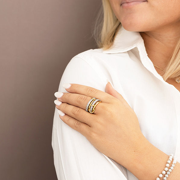 Interlocking Stackable Ring