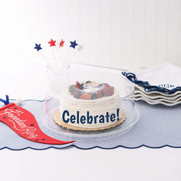 america fourth of july decor with personalized cake tray with cover