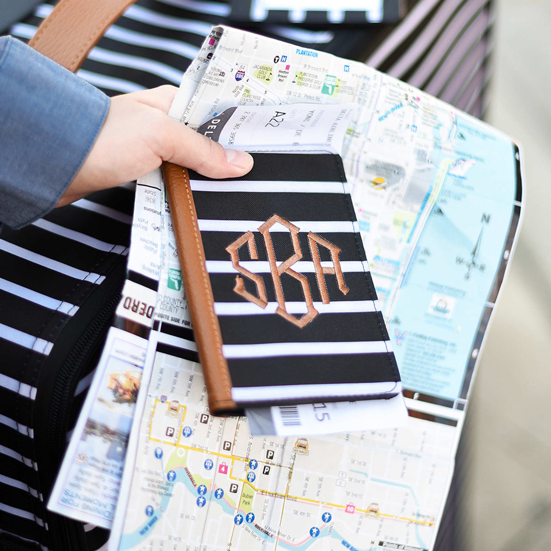 Personalized Passport Holder with Luggage Tag Marleylilly