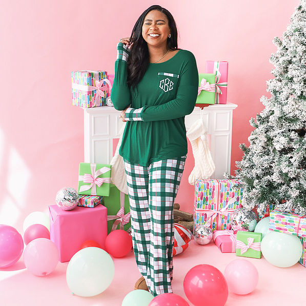 green plaid personalized christmas pajama long sleeve set with christmas tree and presents