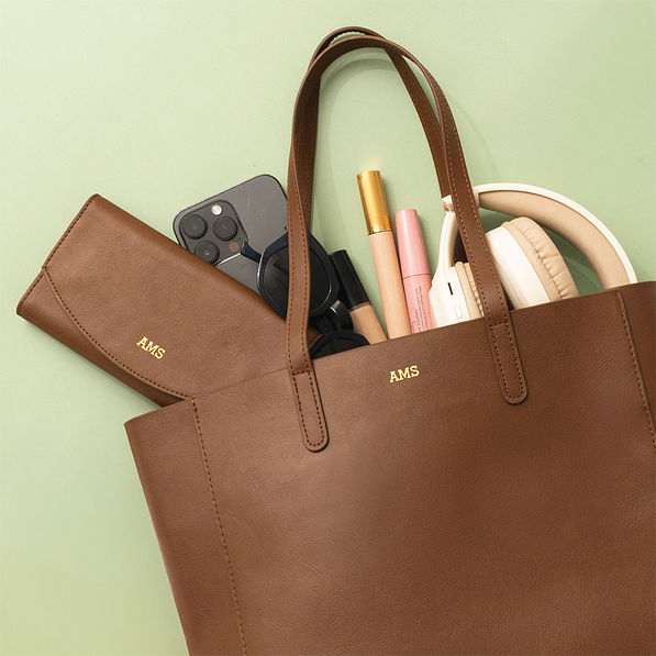 brown leather wallet with tote 2025