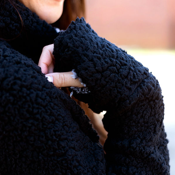 sherpa pullover thumbholes