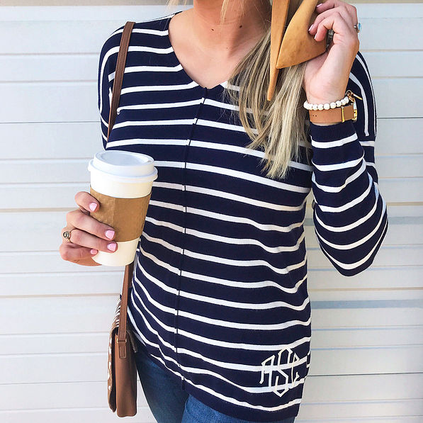 striped v-neck sweater selfie with hair accessory