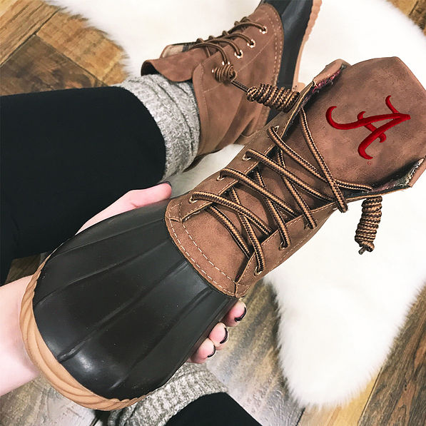 alabama duck boot selfie