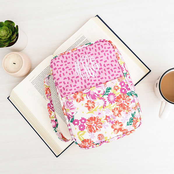 pink oopsie daisy bible carrier on bible