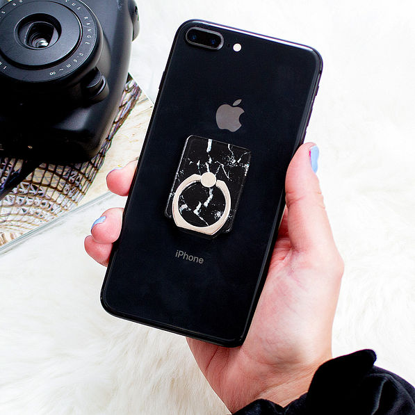 black and white marble phone ring