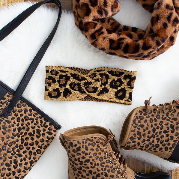 Personalized Leopard Print Scarf - Marleylilly