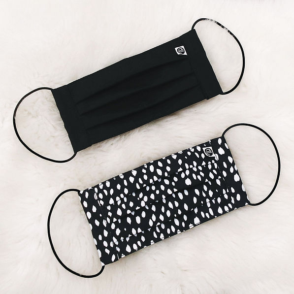 black and white dottie print face mask set