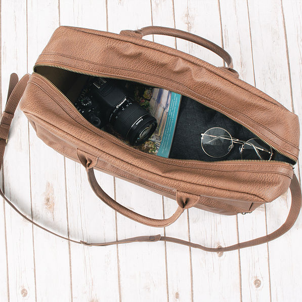 inside of duffel weekender