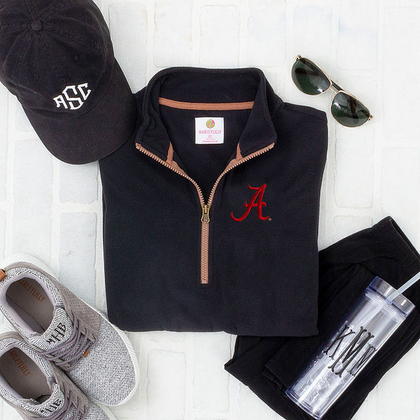 folded alabama fleece pullover in black