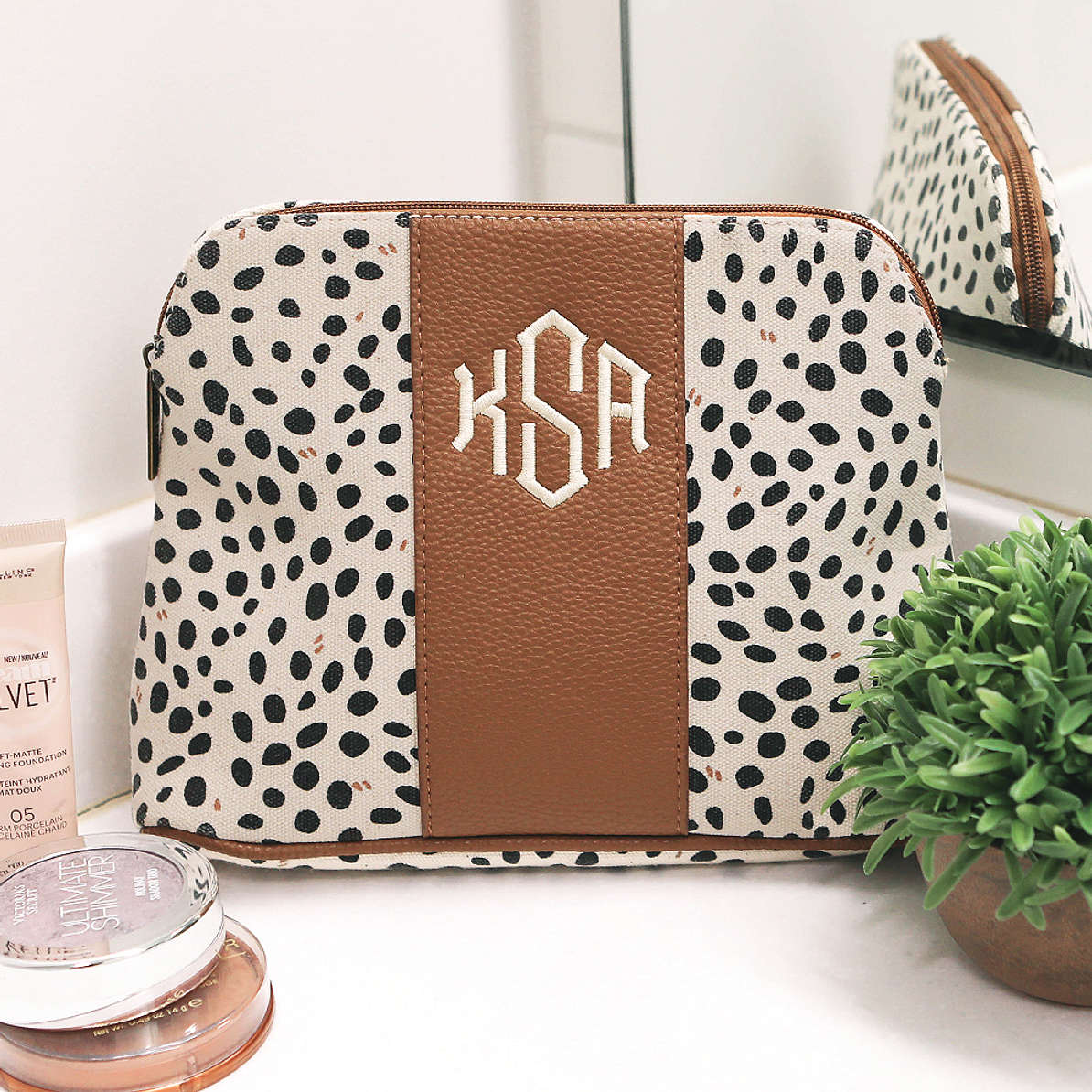 Monogrammed Cosmetic Bag Spring Leopard Marleylilly
