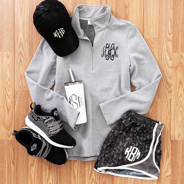 black leopard sneakers outfit with running shorts