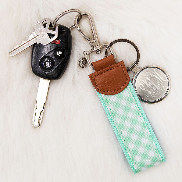 mint gingham key fob with keys