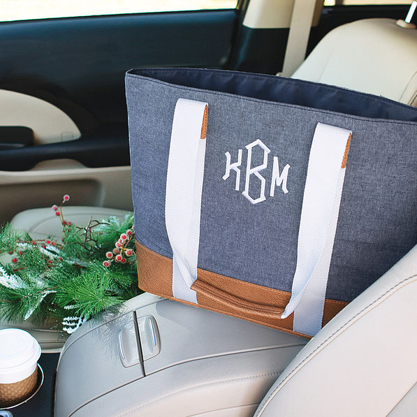 Monogrammed Chambray tote in Car